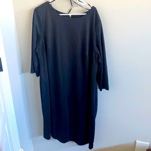 Solid Black Shift - 3/4 Length Sleeve  - Gold Zipper Down Back